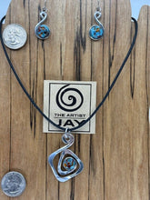 Load image into Gallery viewer, Crooked Diamond