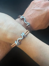 Load image into Gallery viewer, Ripple Twist Bracelet