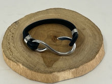 Load image into Gallery viewer, Hook Bracelet