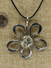 Load image into Gallery viewer, Flower in Granite, Dalmation, Seaglass and Gecko

