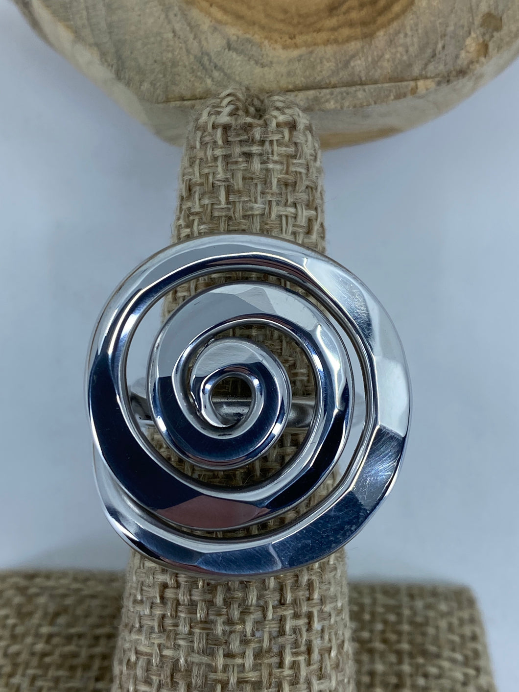 Spiral Circle Ring