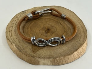 Continuum Twist Bracelet