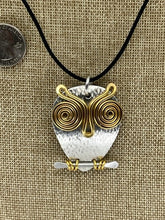 Load image into Gallery viewer, Mixed Metal Wise Old Owl
