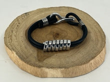Load image into Gallery viewer, Closed Twist Bracelet
